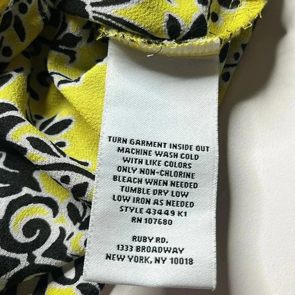 Ruby Rd. bold floral blouse size small high low front tie lightweight sheer - Picture 6 of 9